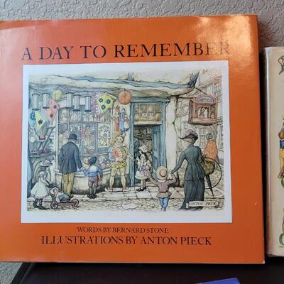 Lot 266: (4) Vintage Children's Holiday Books feat. 1940's MOTHER GOOSE