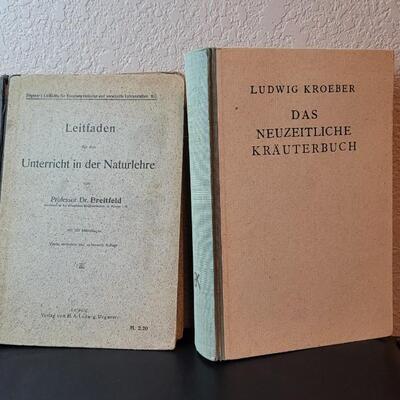 Lot 270: (2) Vintage GERMAN Natural SCIENCES Books: