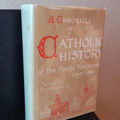 Lot 274: (3) Vintage Boiks feat. SIGNED A Chronicle of Catholic History