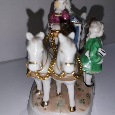 Capodimonte Vintage Horse and Carriage Porcelain Figurine