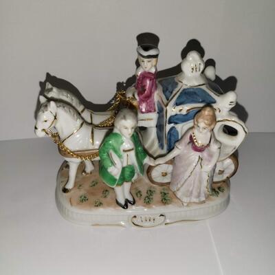 Capodimonte Vintage Horse and Carriage Porcelain Figurine