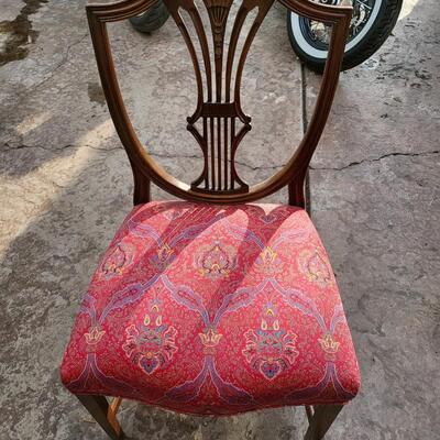6 Dining Room Chairs