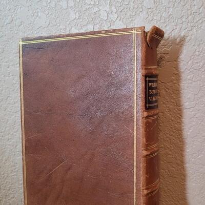 Lot 284: Vintage Hardback WILLIAMSBURG IN VIRGINIA Recollection Detail