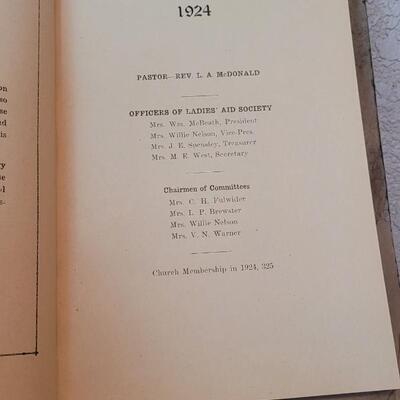 Lot 292: 1924 METHODIST COOK BOOK by Ladies Aid Society