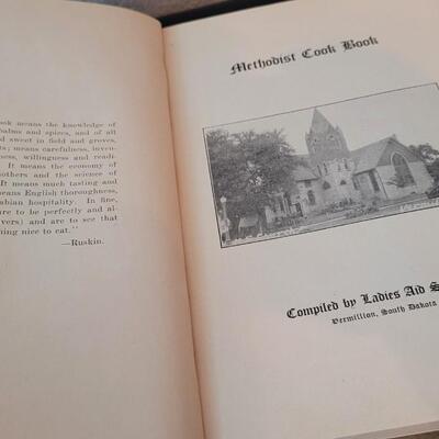 Lot 292: 1924 METHODIST COOK BOOK by Ladies Aid Society