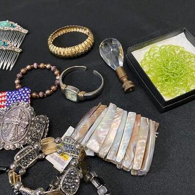 LOT#229J: Assorted Fashion Jewelry Lot
