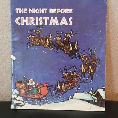 Lot 295: (3) The Night Before Christmas Books