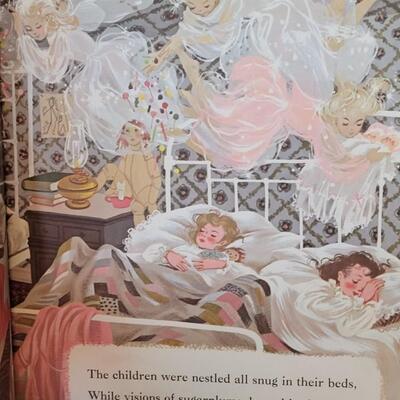 Lot 296: (2) The Night Before Christmas Books