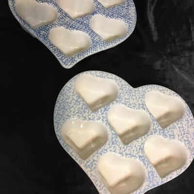 Blue Sponge Spongeware Ceramic Stoneware Heart Shaped Muffin Cupcake Baking Pan