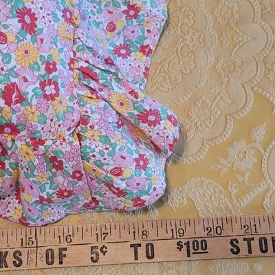Lot 315: Vintage Decorative Pillows and Plillowcase Front