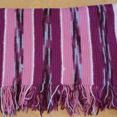 Lot 316: Vintage Crochet Blanket