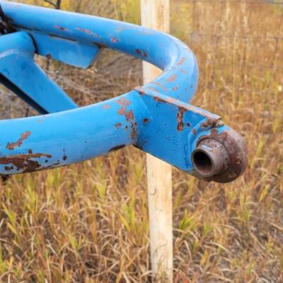 Lot 320: Vintage FORD Auger Post Hole Digger