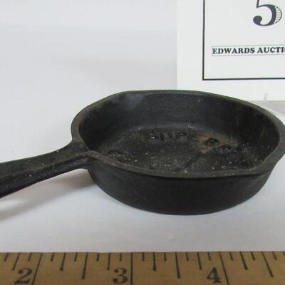 Vintage Cast Iron Small Advertising Ashtray Pan, Superflame Atlanta