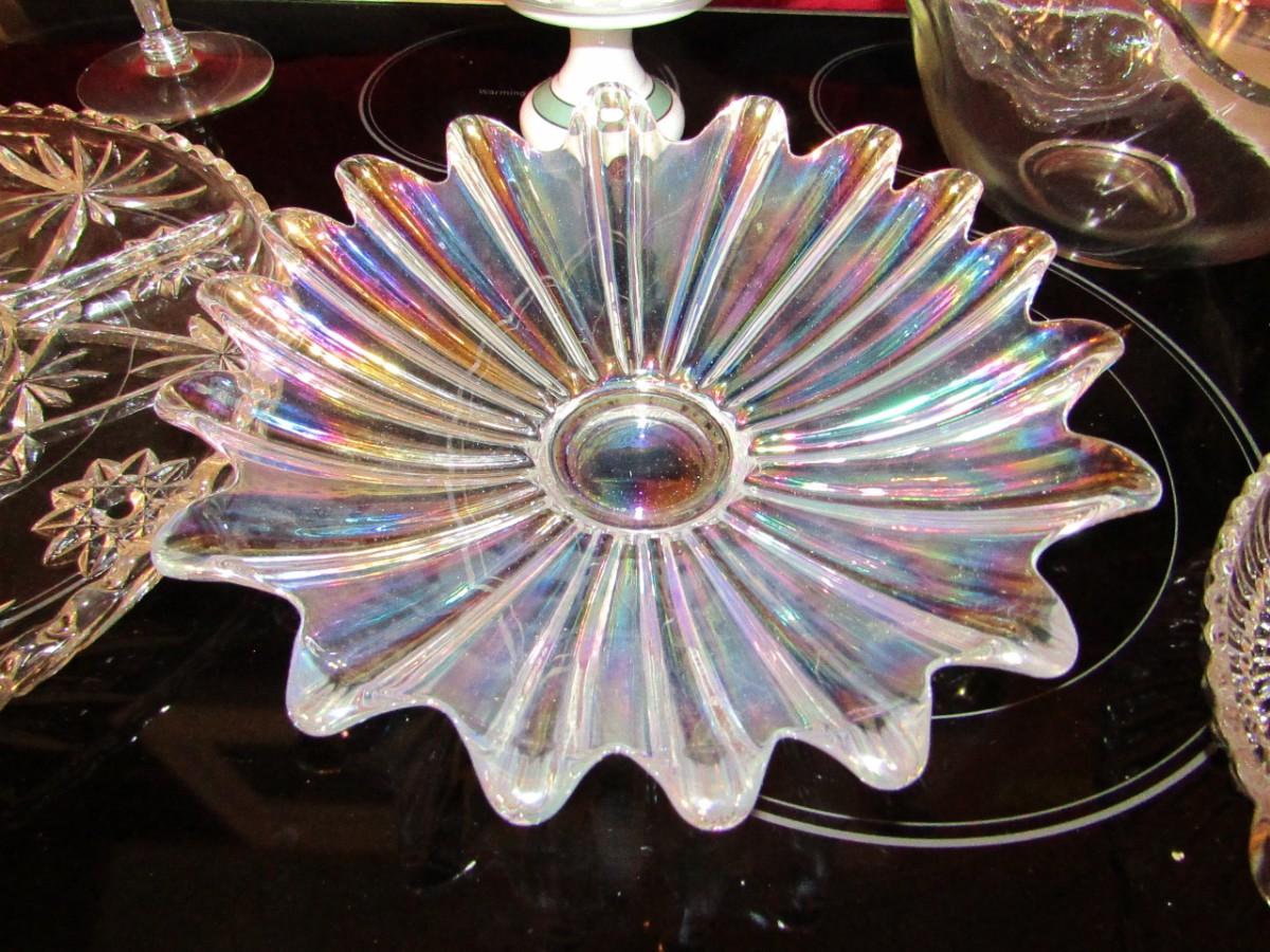LOT 198 FANCY SERVING DISHES