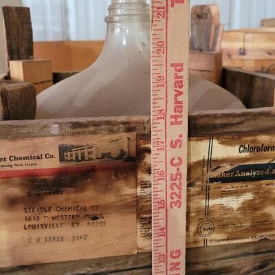 Lot 17: Vintage STANDARD Chemical Transport Case with ORIGINIAL Chloroform Heavy Jar Intact
