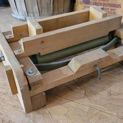 Lot 22: Vintage ....(see tag)