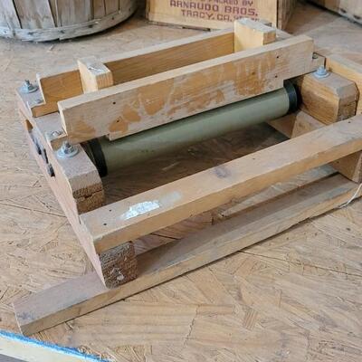 Lot 22: Vintage ....(see tag)