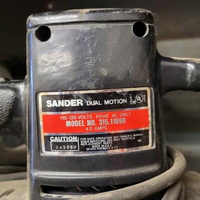 Lot 26: Vintage CRAFTSMAN Hand Tools - Saw and Sander