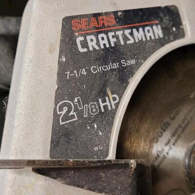 Lot 26: Vintage CRAFTSMAN Hand Tools - Saw and Sander