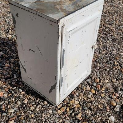 Lot 41: Vintage Small Farmhouse White Chippy Paint Storage Cabinet w/ Locking Twist Handle