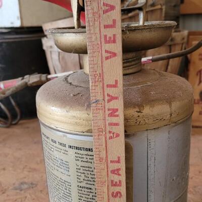 Lot 43: Vintage WINNER by HUDSON Farmhouse Home Deco Man Cave 2 Gallon Sprayer