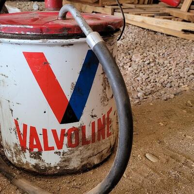 Lot 46: Vintage VALVOLINE Storage Canister w/ Working Pump Dispenser (does have clear oil inside that can be dumped at any Auto Zone if...