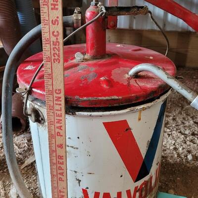 Lot 46: Vintage VALVOLINE Storage Canister w/ Working Pump Dispenser (does have clear oil inside that can be dumped at any Auto Zone if...