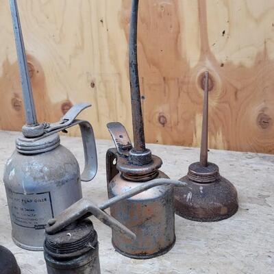 Lot 52: Assortment of Antique/Vintage Small Oil Cans