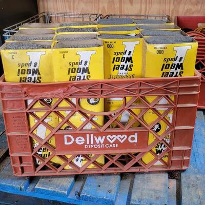 Lot 55: Vintage Plastic Milk Dellwood Dairy Delivery Crate FILLED w/ Unused COARSE Brillo Pads Unused