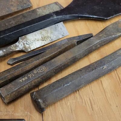 Lot 66: Assortment of Vintage Metal Chisels