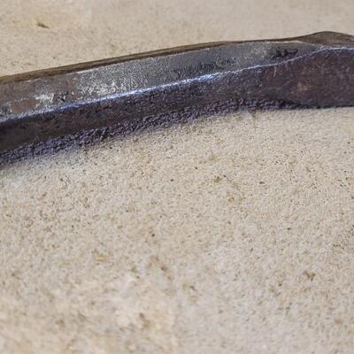 Lot 69: (2) Vintage Crowbars Farm and Auto (1 is STANLEY 55-424)