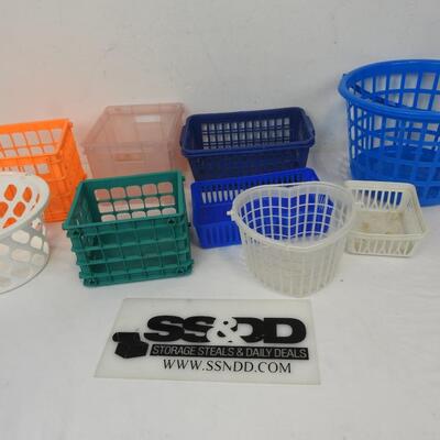 9 Crates Medium Sized: Variety of Colors
