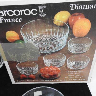 Arcoroc France & Diamant - 6 4 In. & 1 8 in. Tempered Glass Fruit Bowls