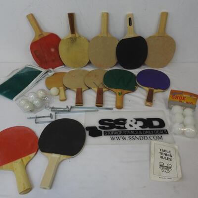 15 pc Ping Pong, Table Tennis, Shoe Pong Lot: 12 paddles, 1 net, 12 balls