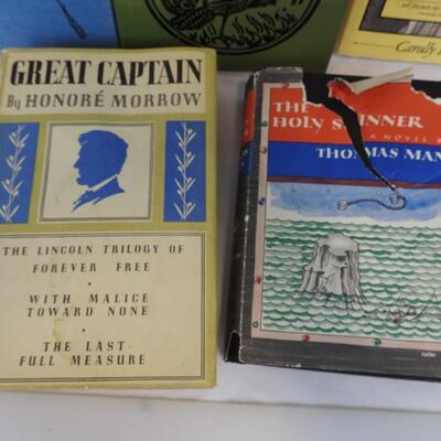 5 Vintage Books: The Holy Sinner, Great Harry, Editor's Odyssey, Mark Twain