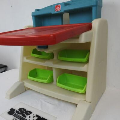 Step 2 Plastic Desk for Kids. Folds up for Dry Erase Board. 4 Green Storage Bins