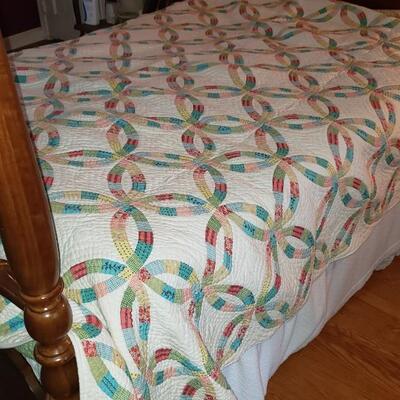 Vintage quilt with matching pillow full or queen