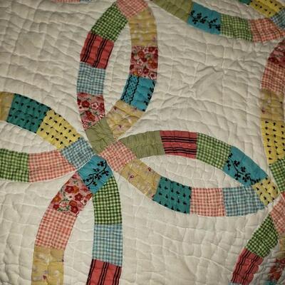 Vintage quilt with matching pillow full or queen