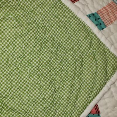Vintage quilt with matching pillow full or queen