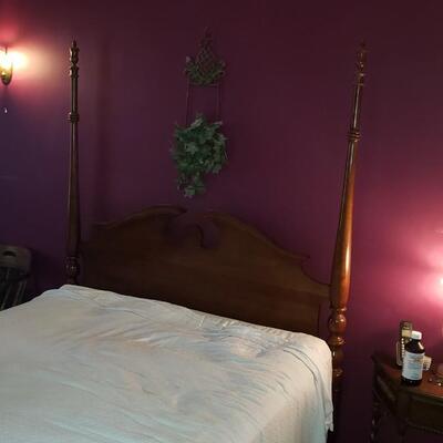 Antique Four-poster Bed full size