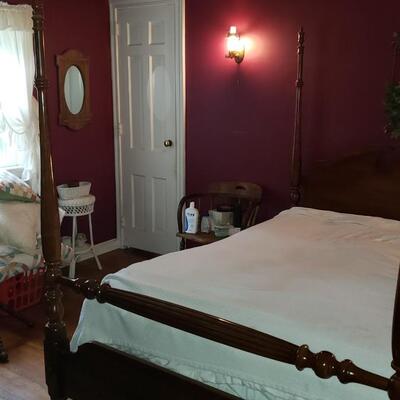 Antique Four-poster Bed full size