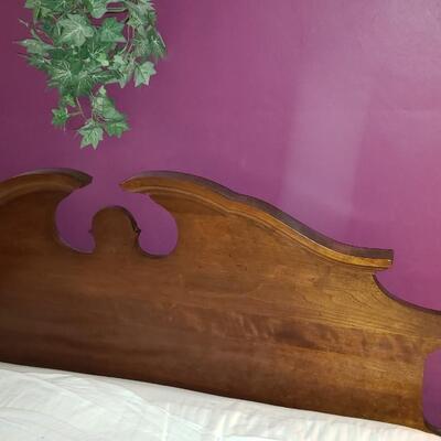 Antique Four-poster Bed full size