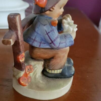 Vintage Hummel She Loves Me, She Loves me not Goebel