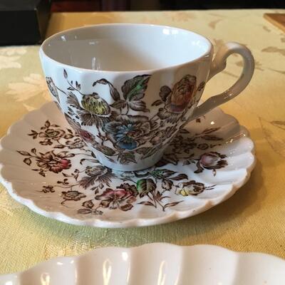 Johnson Brothers set