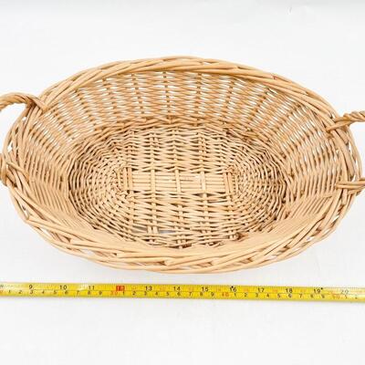 12â€ OVAL WICKER BASKET