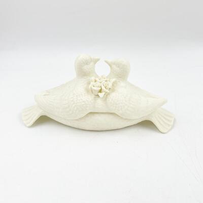 UNGLAZED CERAMIC 6â€ DOVE LIDDED BOWL FIGURINE