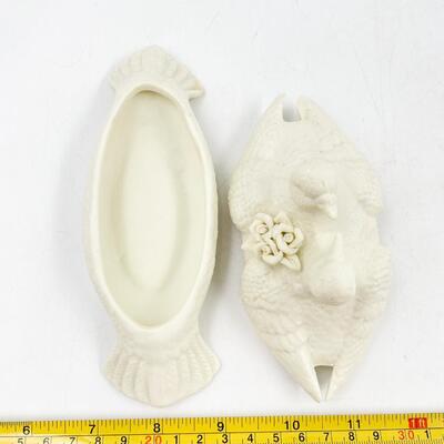 UNGLAZED CERAMIC 6â€ DOVE LIDDED BOWL FIGURINE