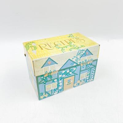 VINTAGE HALLMARK RECIPE TIN