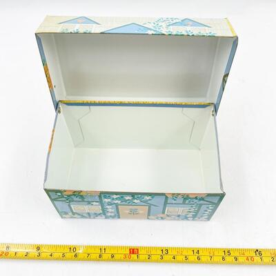 VINTAGE HALLMARK RECIPE TIN