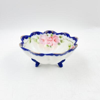 VINTAGE JAPAN FOOTED FLORAL CHINA BOWL